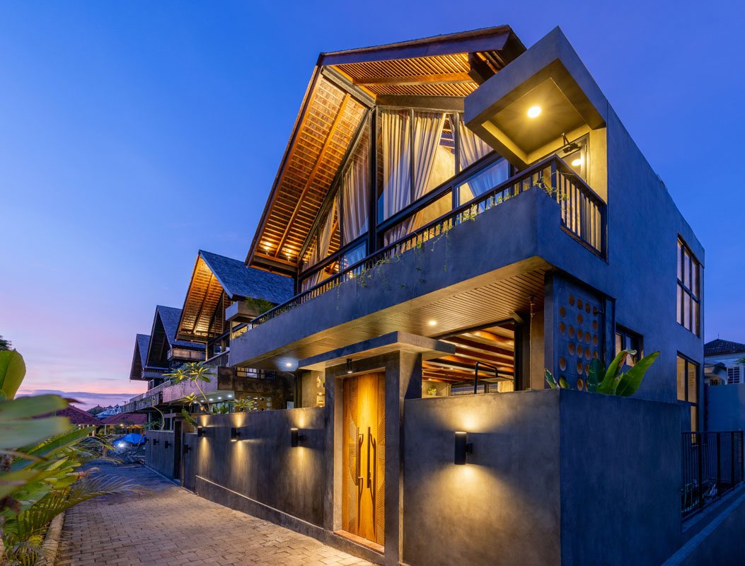 Walk a finished Tropical Loft